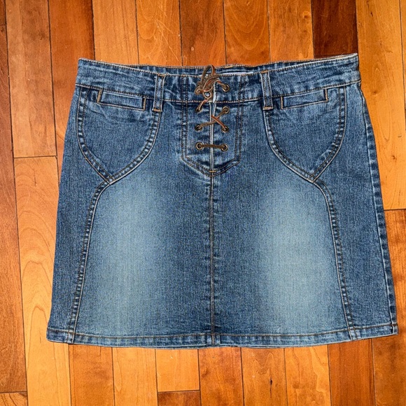Santa Barbara Dresses & Skirts - Vintage Y2K Santa Barbara Clothing Co Denim Lace Up Mini Skirt